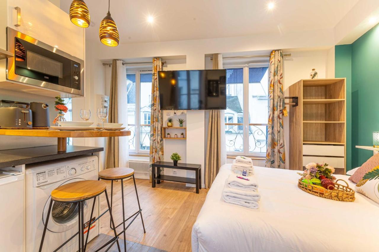 Lovely Studio -Center Of Париж Экстерьер фото
