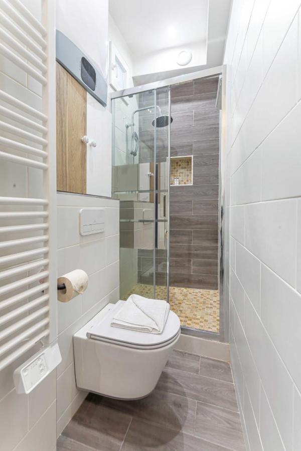 Lovely Studio -Center Of Париж Экстерьер фото